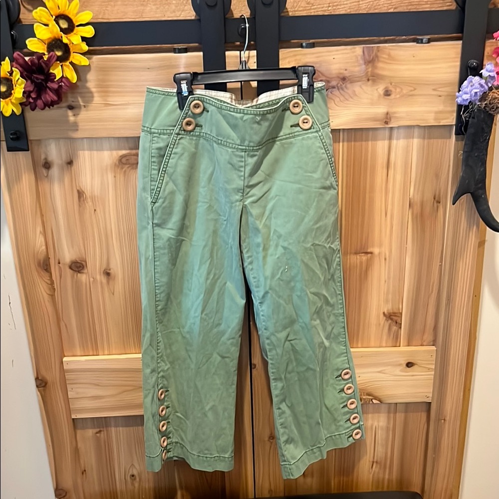 ETT TWA Sage Green Cropped Pants with Button Details